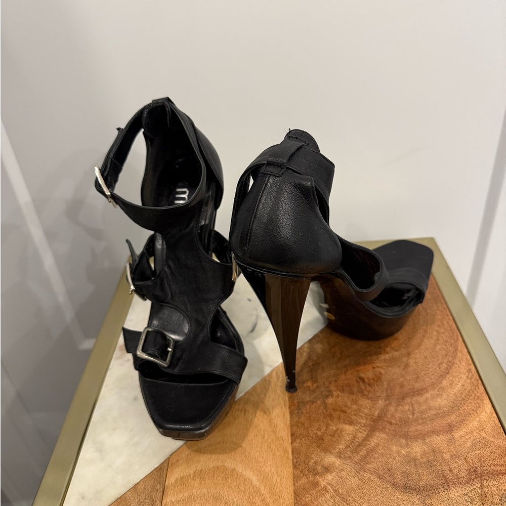 Mimosa leather Heels